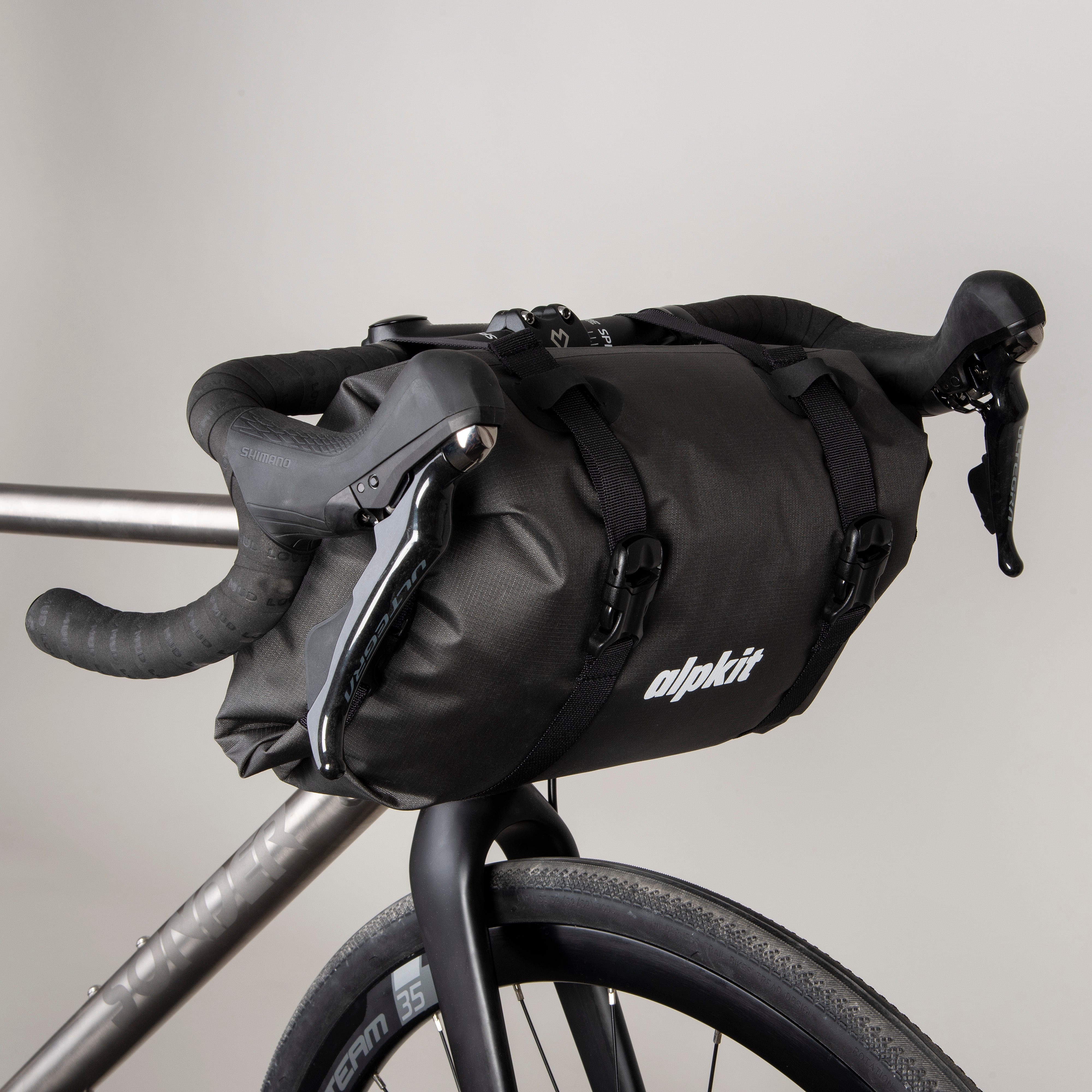 Deluge Handlebar Bag 13L - Image 6