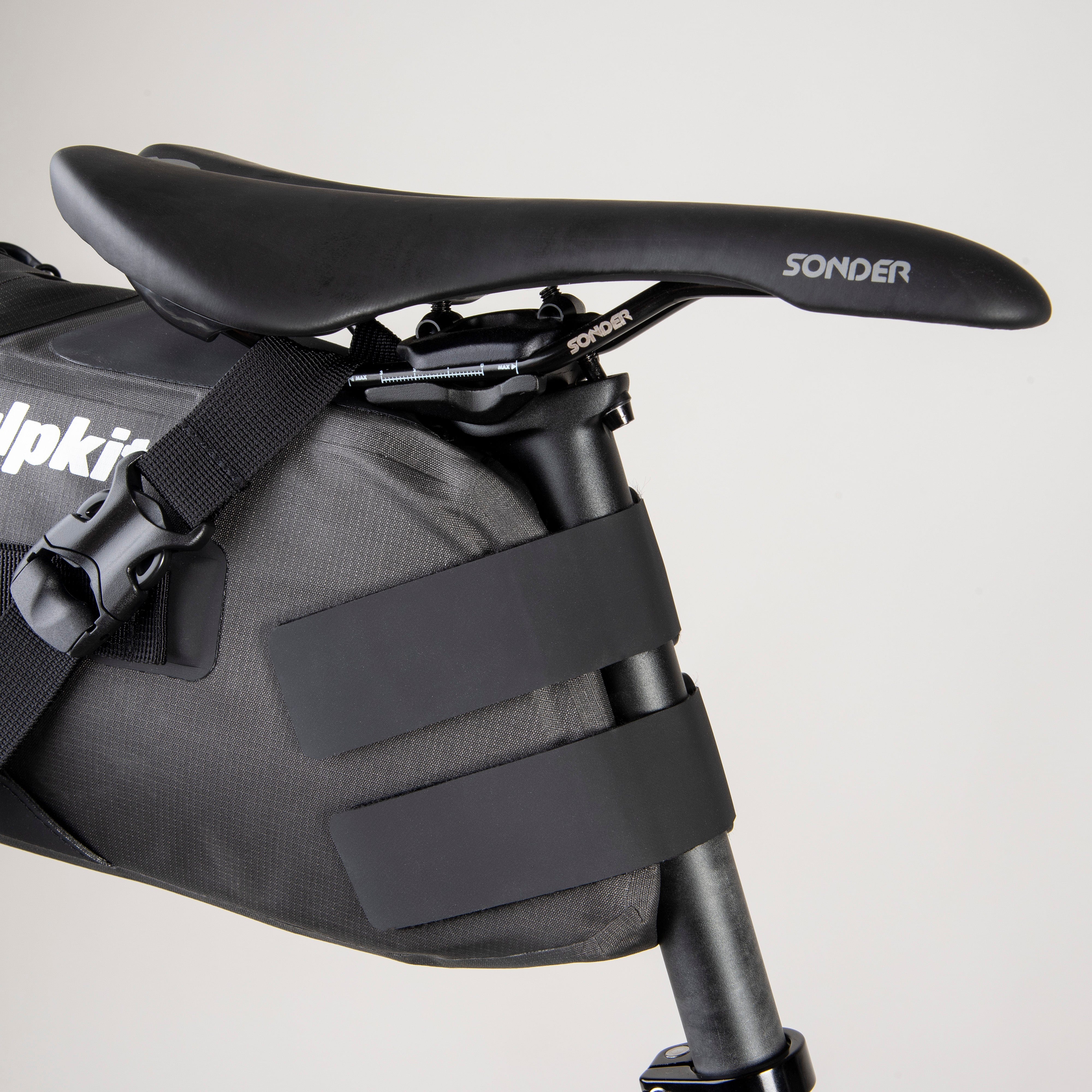 Deluge Saddle Pack 12L / Tarmac - Image 4