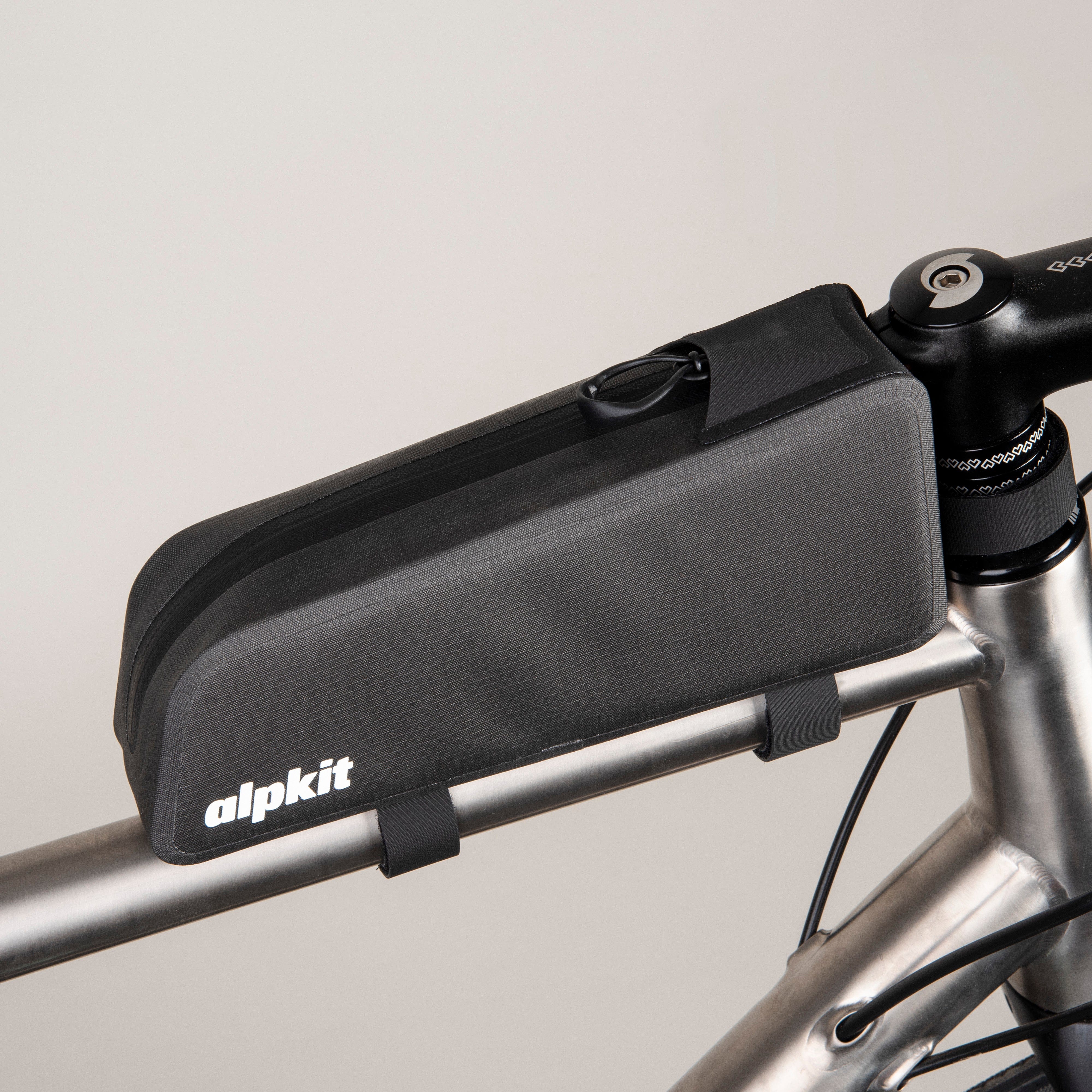 Deluge Top Tube Bag 0.65L - Image 3