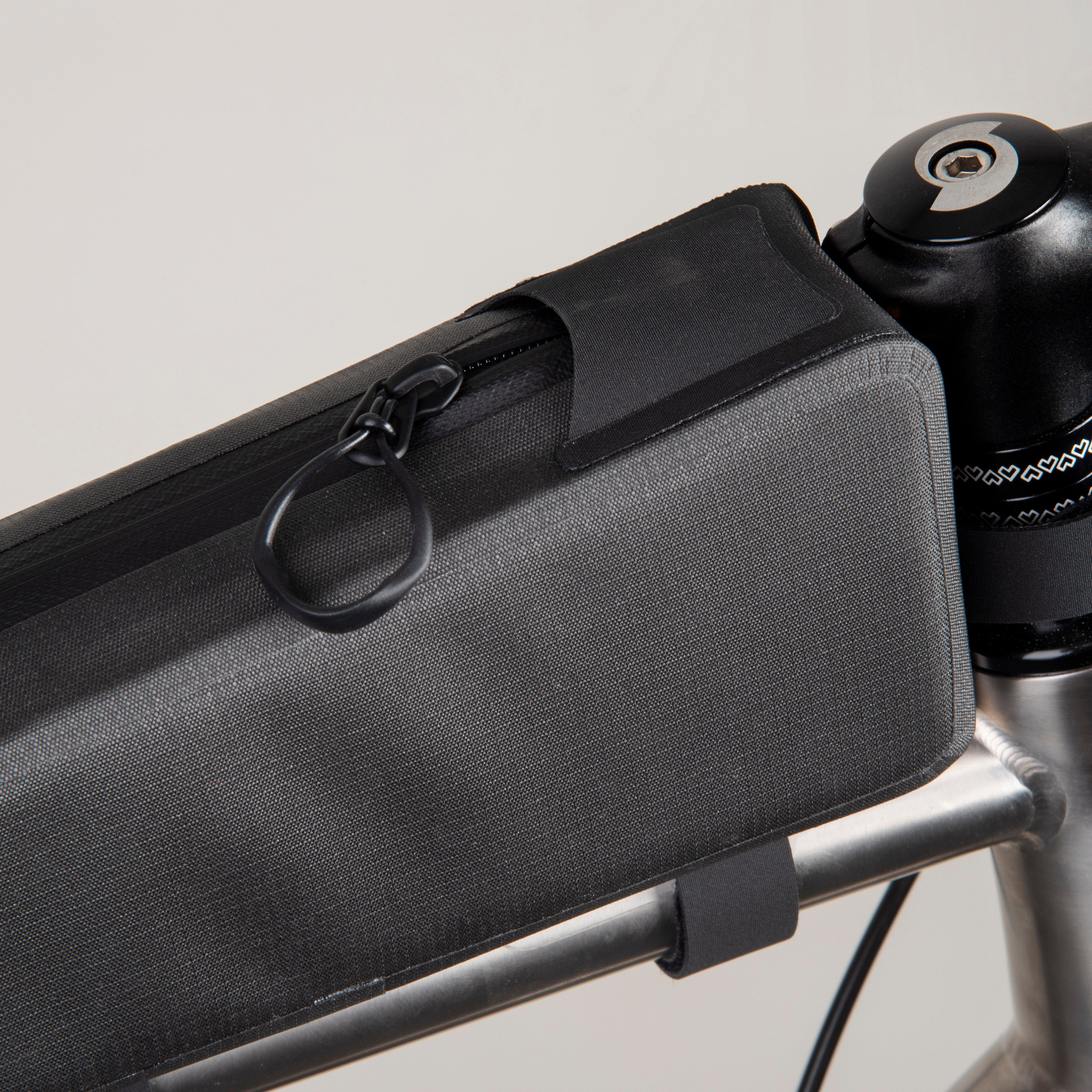 Deluge Top Tube Bag 0.65L - Image 6