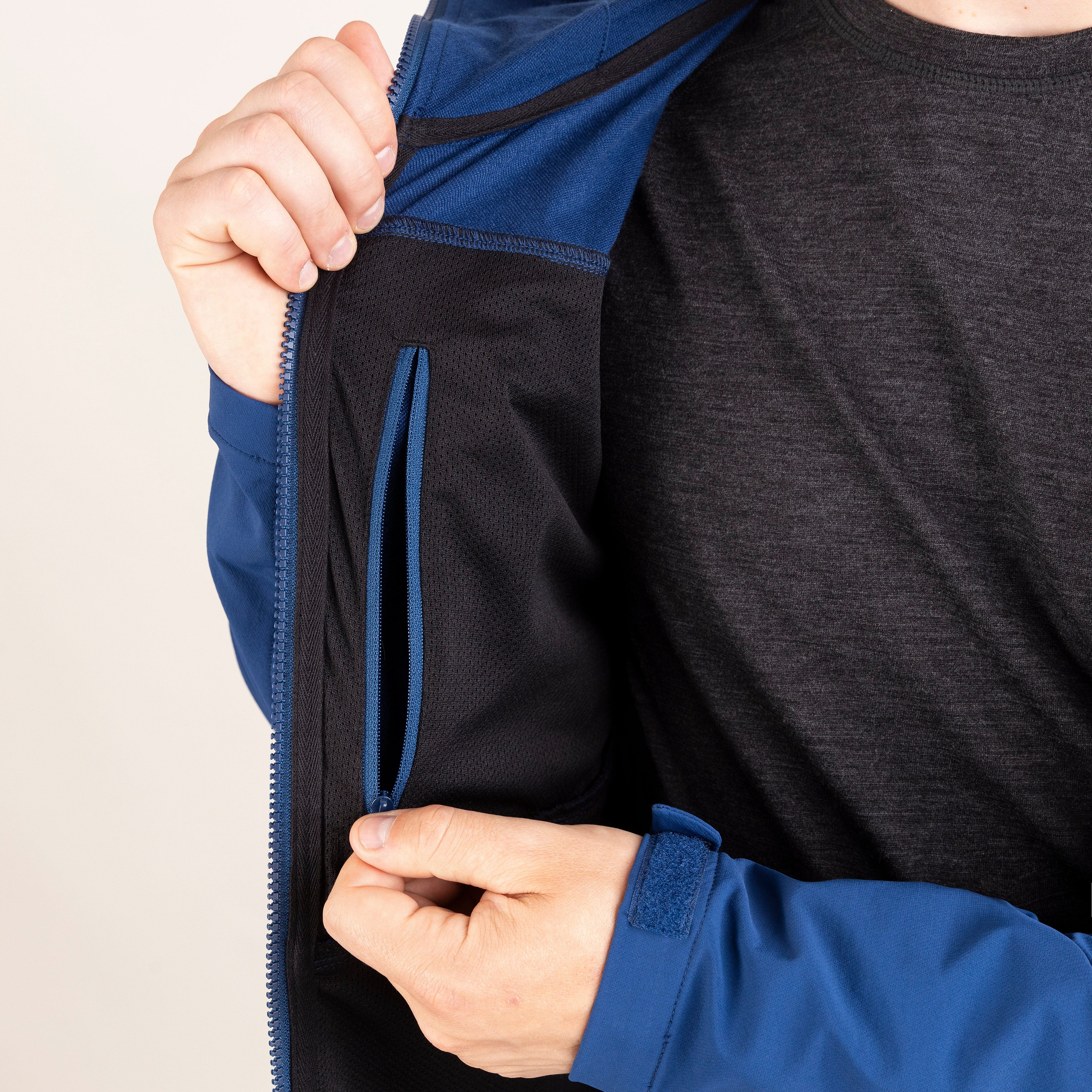 Resolute [Mens] - Image 11