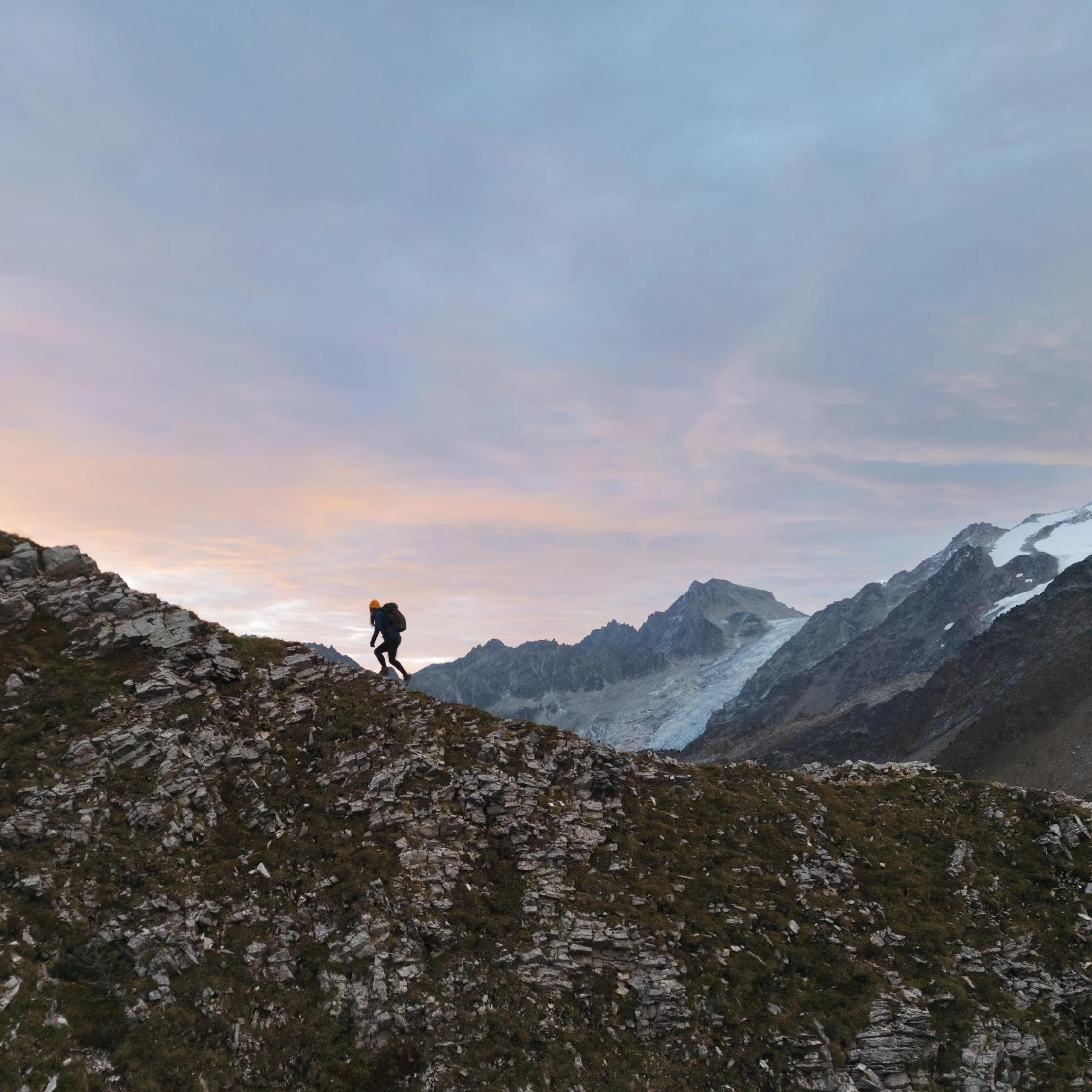 Resolute [Womens] - Image 5